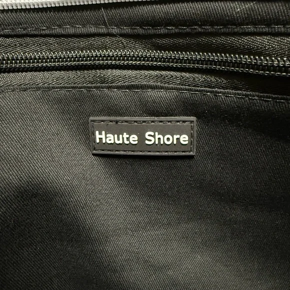 NWT Haute Shore Island Tote in the “Sahara” color pattern - Picture 5 of 6